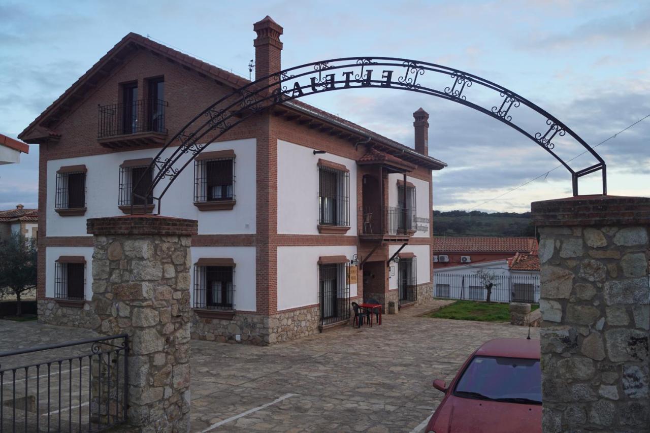 Apartamentos Rurales Monfraguee Torrejón el Rubio Zewnętrze zdjęcie