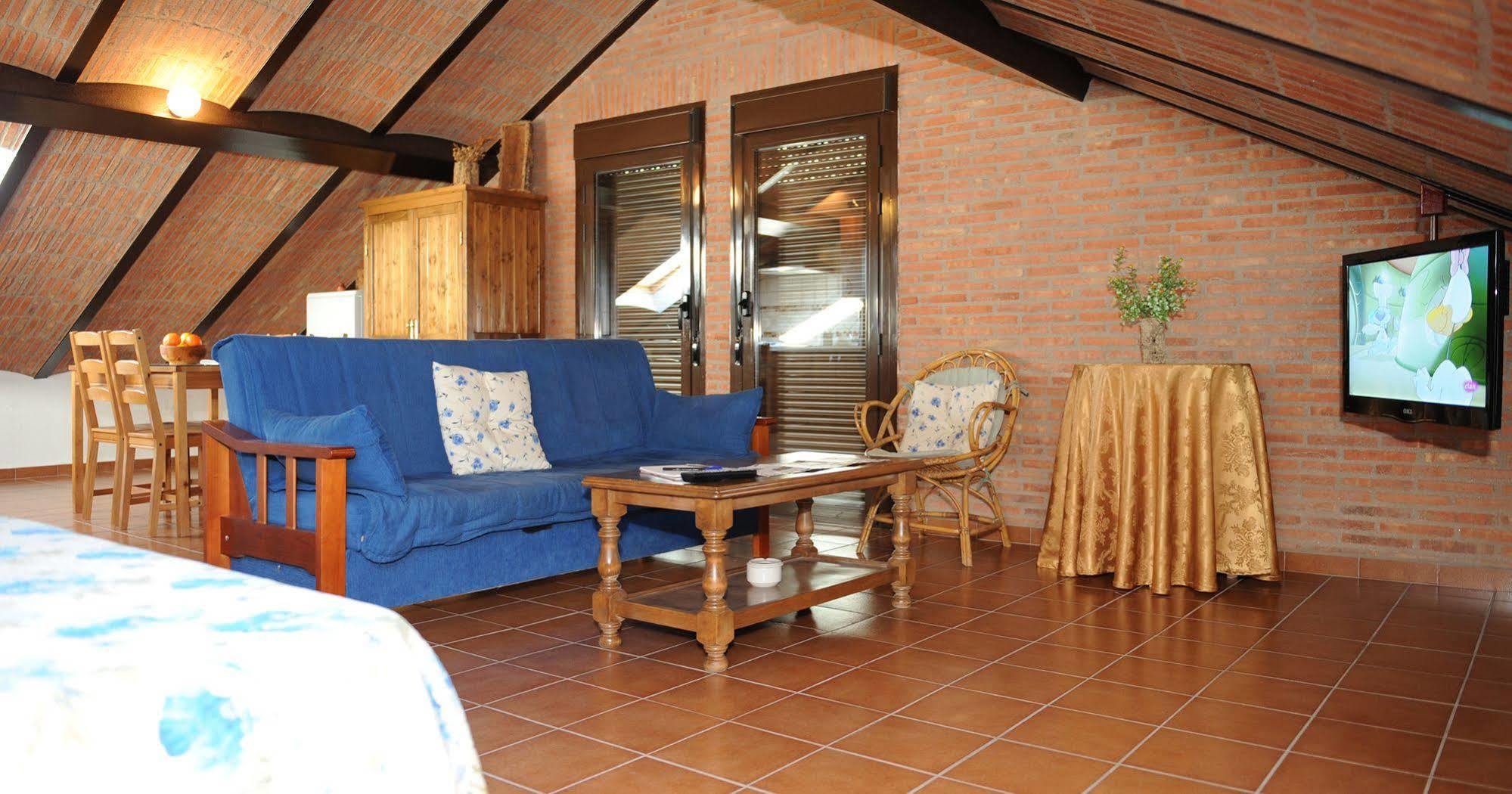 Apartamentos Rurales Monfraguee Torrejón el Rubio Zewnętrze zdjęcie
